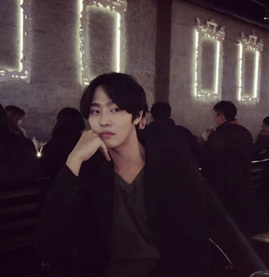 케데헌 안효섭 여자친구 본명 나이 키 국적 프로필 인스타 열애설 정보