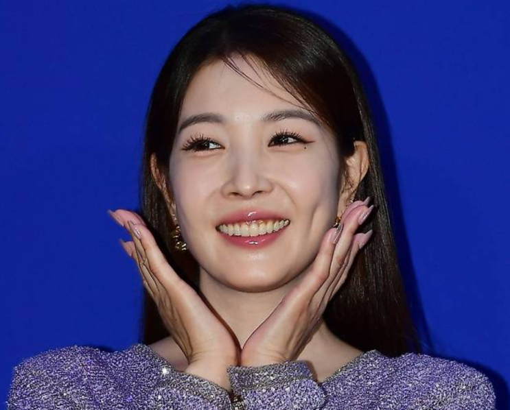 <b>보아</b> 정규 11집 <b>컴백</b> 열애설 후 이별 노래 수록 전현무 스킨십... 