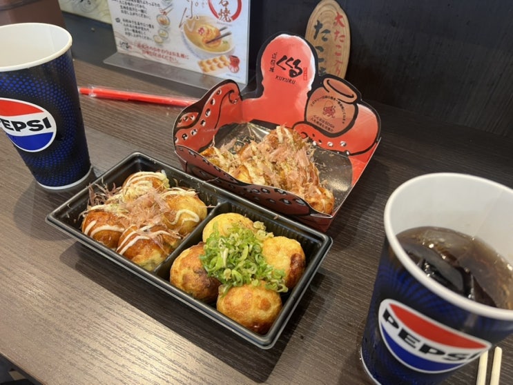 오사카 신사이바시 다이마루백화점 근처 타코야키 쿠쿠루 비추천