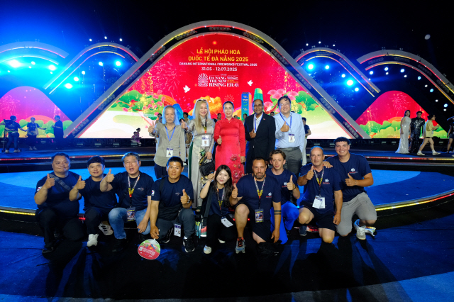  파시컴, 2025 다낭국제불꽃축제(DIFF 2025) 참가, 자웅을 겨루다