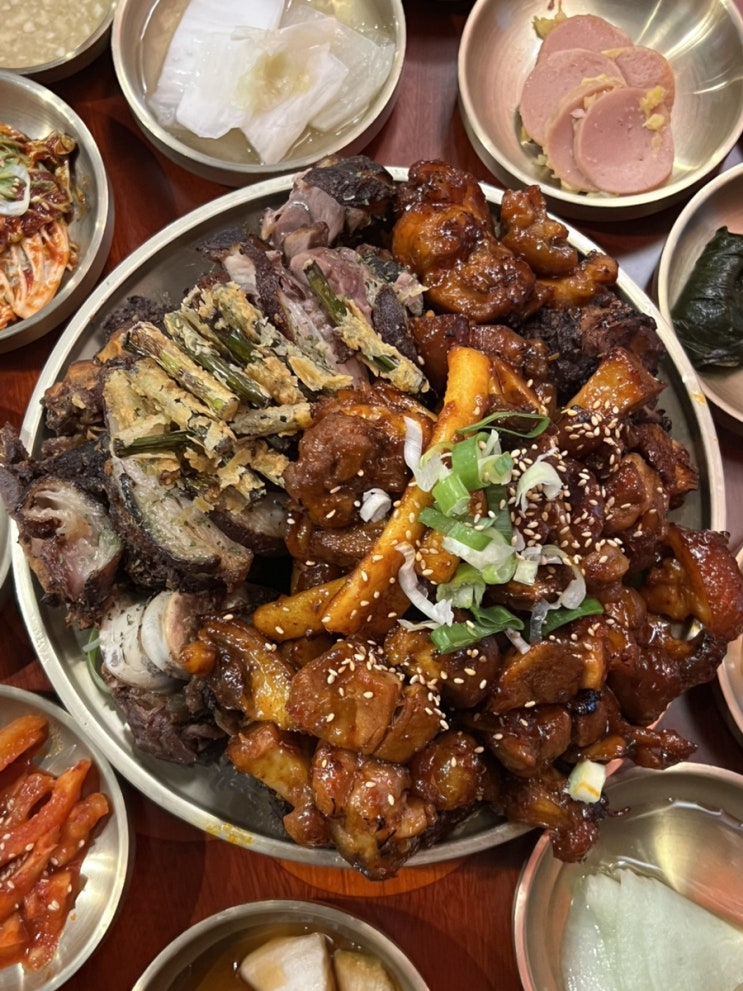  부천족발맛집 20첩 족발보쌈 마늘쫑 튀긴족발 강추!
