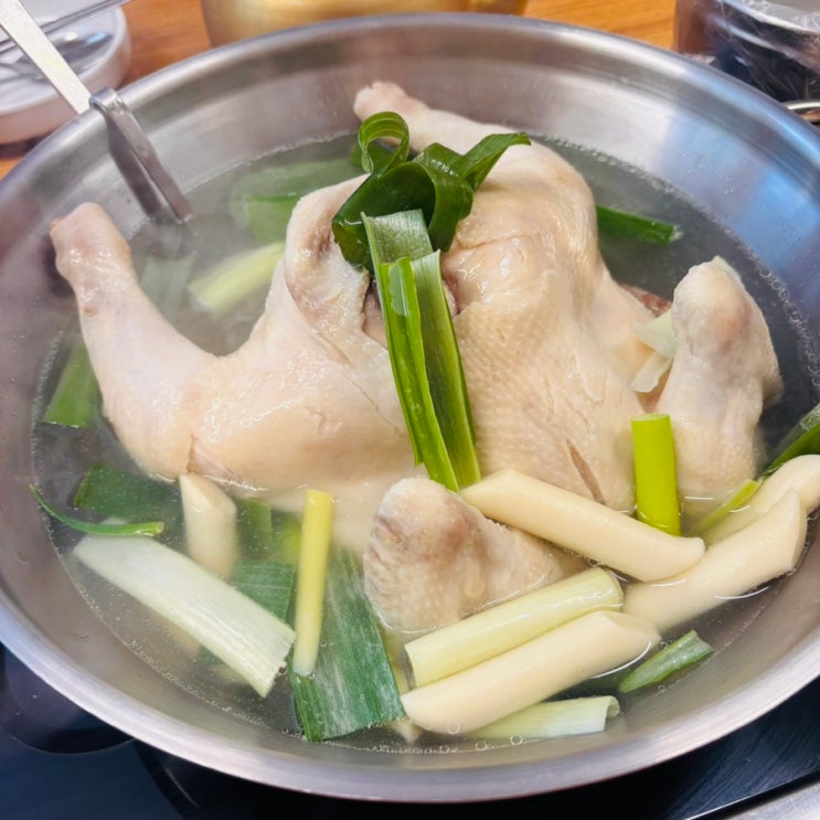  명동역 가성비 맛집 김씨네 닭한마리 명동본점