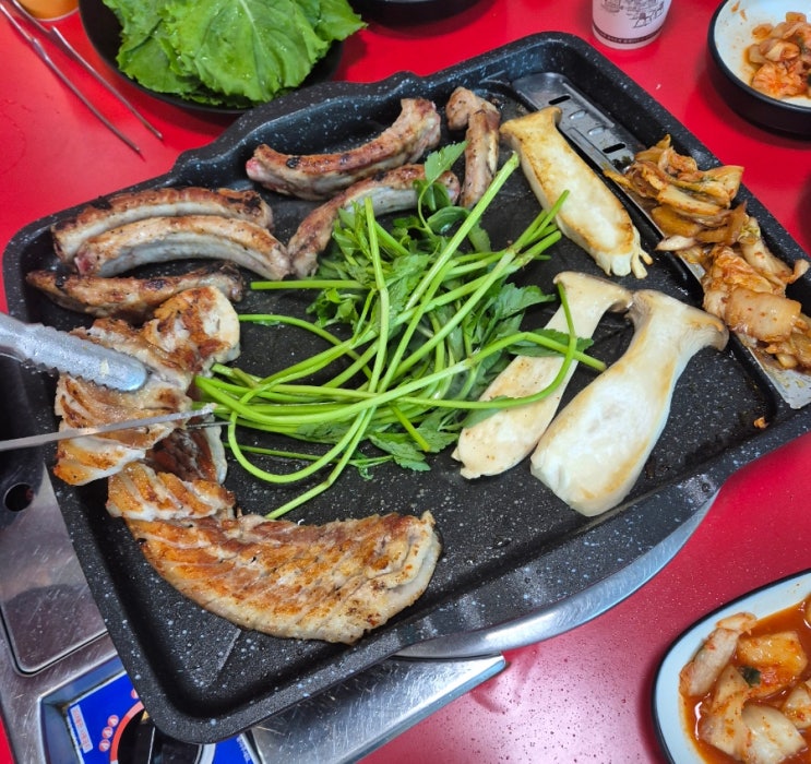  가평펜션여행 청평맛집 아리축산