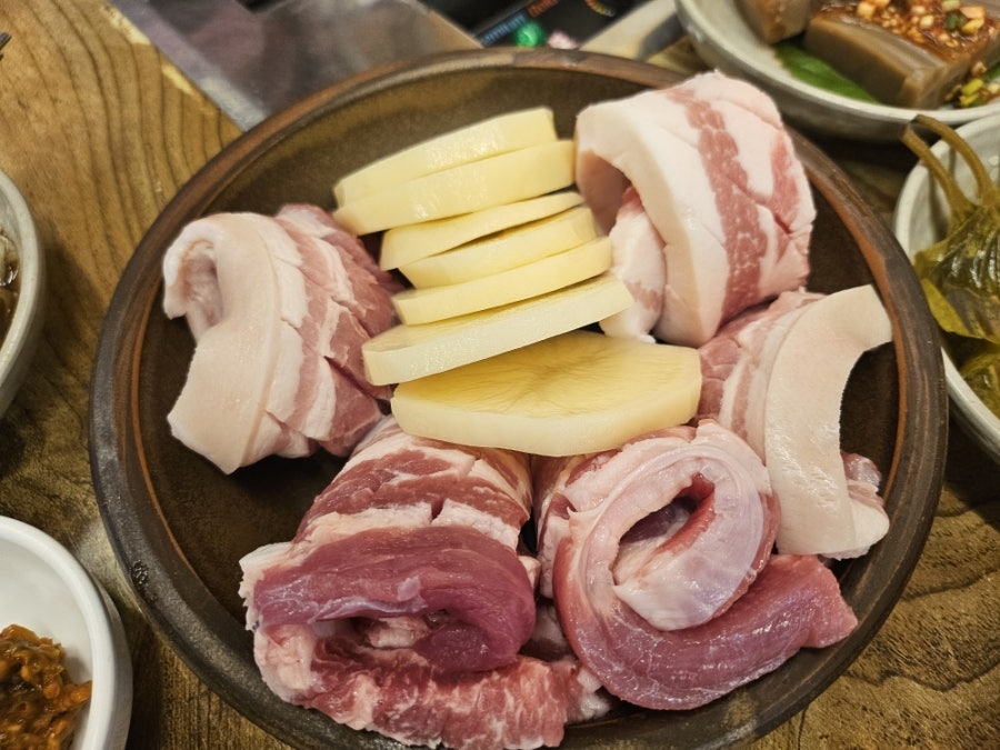 제주흙돼지 사진 2