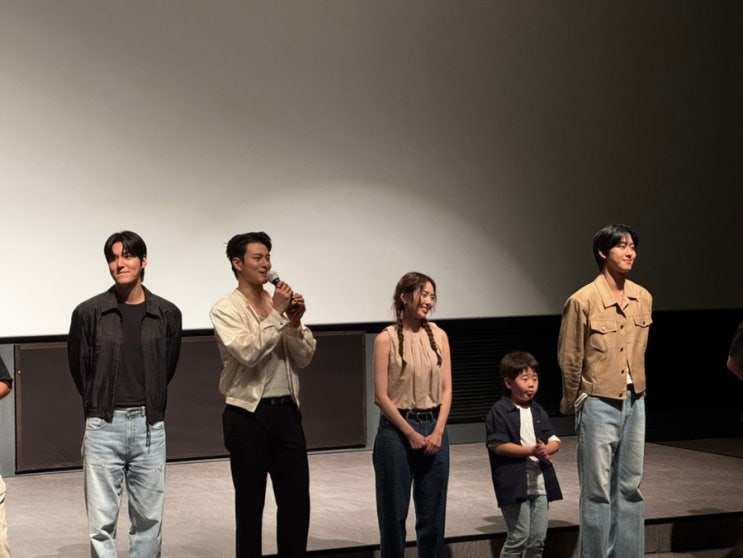 [서울일상] 전지적 독자 시점 영화 시사회 및 무대인사 - 롯데월드 월드타워점에서 진행한 전지적 독자시점 무대인사 (안효섭, 이민호, 채수빈, 신승호, 권은성 배우), 쿠키영상