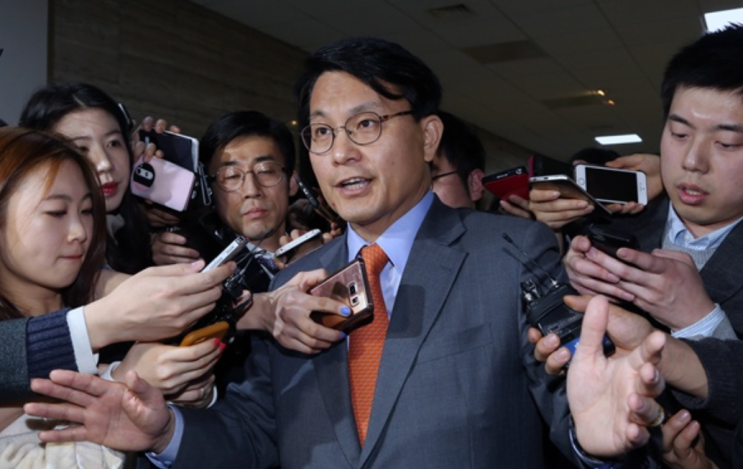 윤상현 국민의힘 의원, <b>김건희 특검</b> 출석: <b>공천개입</b> 의혹의 전말