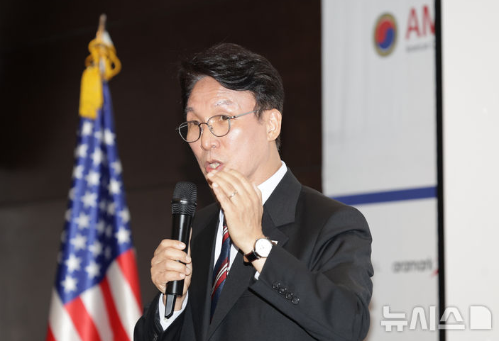 ️ 김민석 총리, “싸울 필요 없는 평화가 가장 확실한 안보”... 유엔군 참전의 날 기념식 메시지