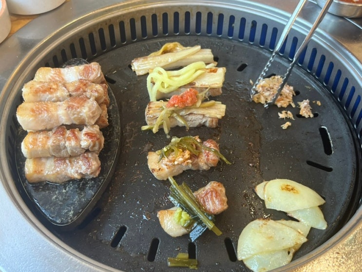  죽전 삼겹살 맛집 추천! 보정동 고기집 맛찬들왕소금구이 기흥죽전보정카페거리점