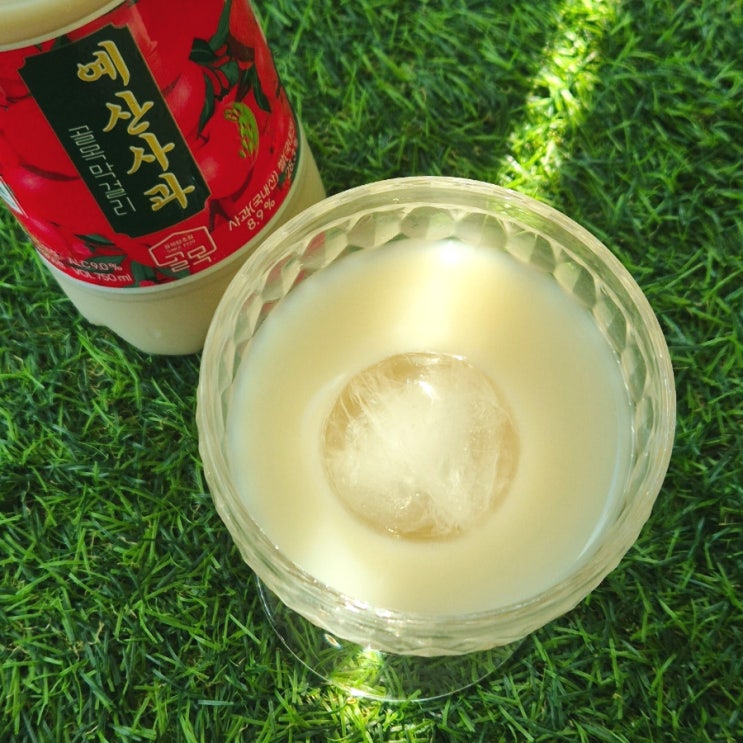  묵직한 탁주맛 새빨갛게 익은 사과가 연상되는 예산 사과막걸리(가격, 도수, 맛)