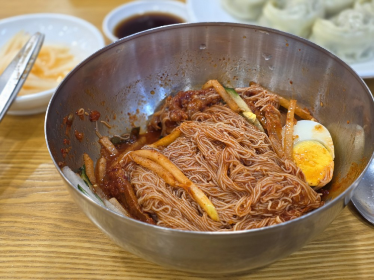  수원 파장동 강남면옥 : 주차공간이 넉넉한 냉면집