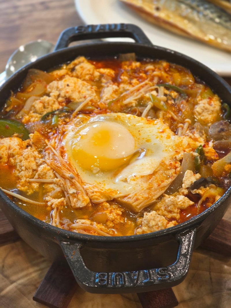 초당 순두부찌개 레시피 우삼겹 넣어 더 고소한 2인분 찌개 만들기