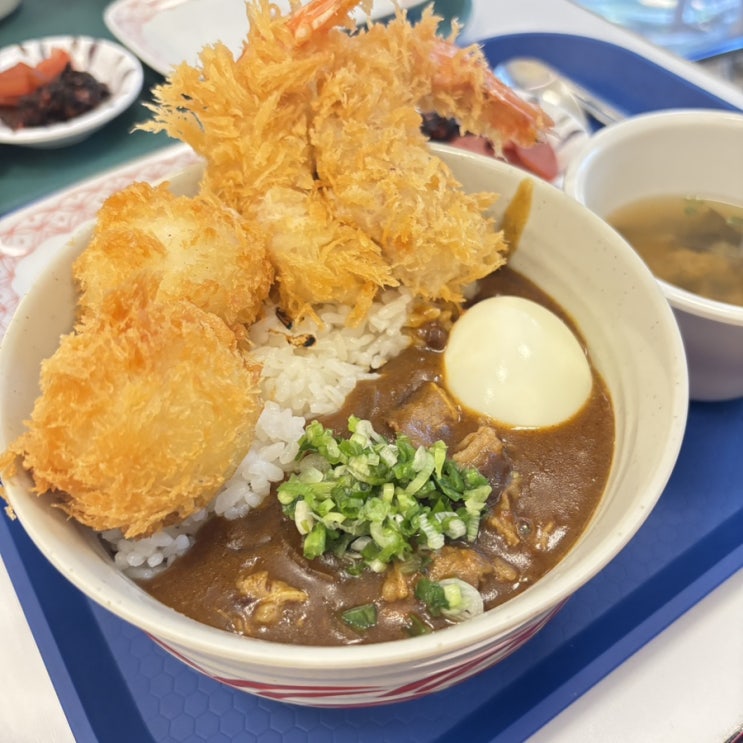  성수맛집 / 프리미엄돈카츠 맛집 으로 유명한 정돈 의 패밀리브랜드 [ 카카모루 성수점 ]