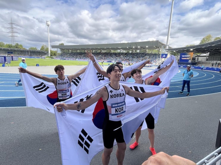 한국 <b>남자</b> 400m <b>계주</b>, 사상 첫 세계대학경기대회 <b>금메달</b> 획득