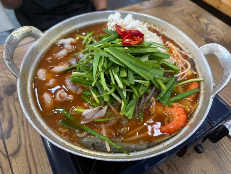  점심 메뉴 추천 대구 진천동 맛집 열이네매운탕 본점