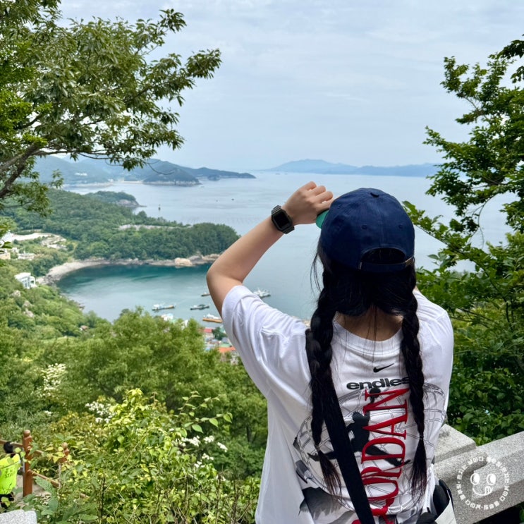  여수 가볼만한 곳 추천, 바다가 보이는 절 향일암