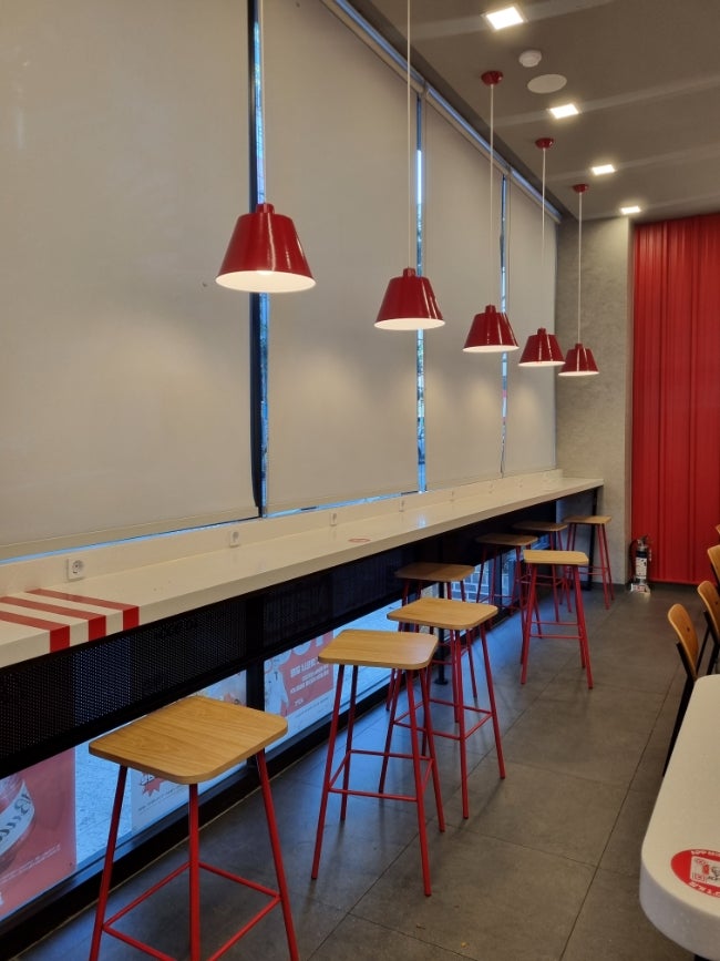 KFC 진해용원점 사진 3