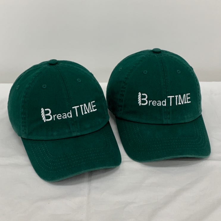  베이커리 카페 전용 볼캡 제작! 'Bread TIME' 시그니처 모자 제작 후기
