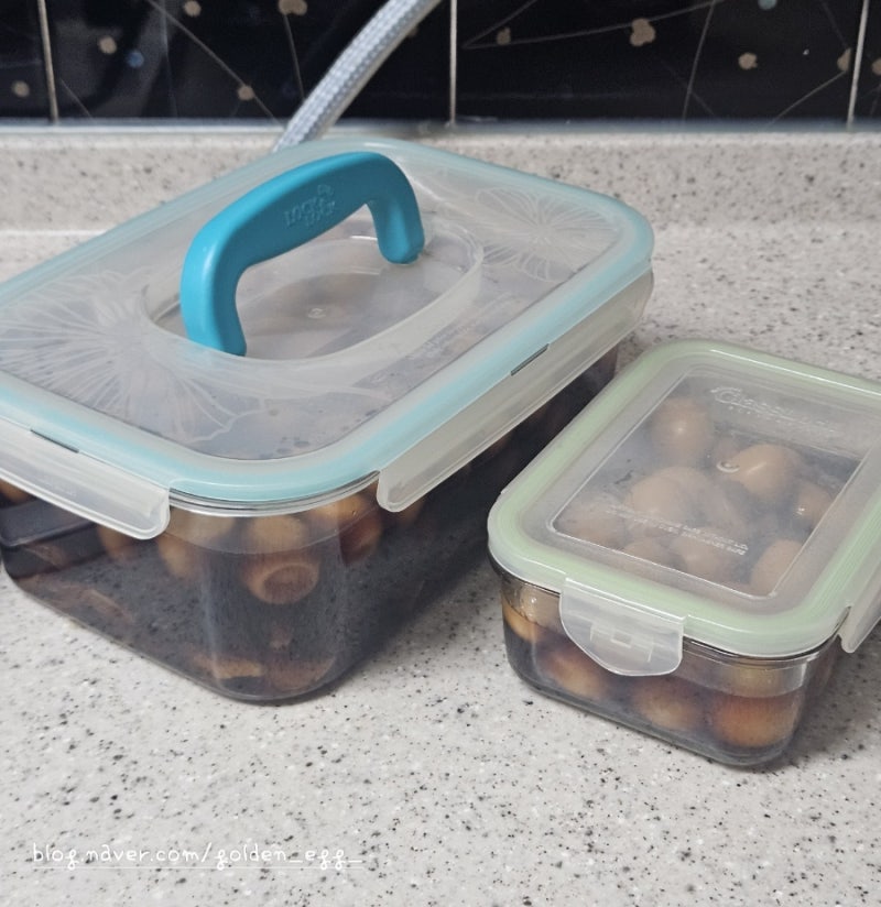 햇살 담은 장아찌 간장소스 양파 장아찌 고추장아찌 햇살 담은 장아찌 돼지고기 메추리알 장....