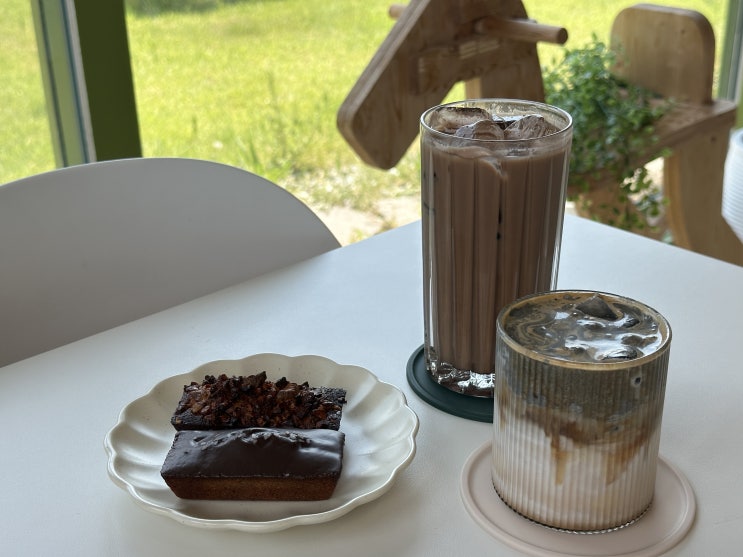  아산 둔포 휘낭시에 맛집 감성카페 그린루프