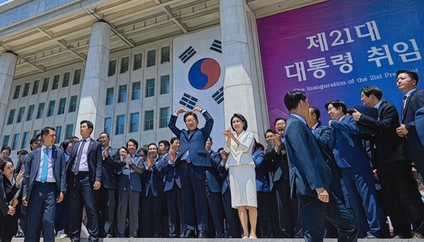 <b>광복절</b>에 ‘<b>국민임명식</b>’… 이재명 대통령 임명, <b>국민</b>이 선언하다