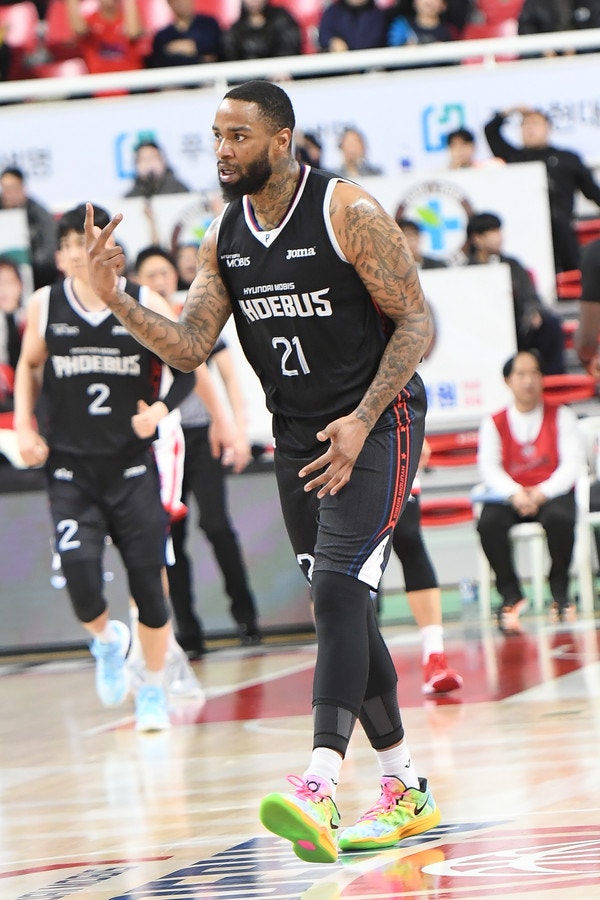 [오피셜] 'KBL 슈퍼팀' KCC, 숀 롱+<b>에르난데스</b> 외인 구성 완료!... 