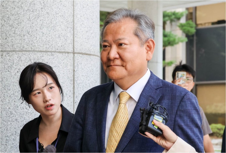 <b>배현진</b> vs <b>홍준표</b>, 신천지 연루설 공방…