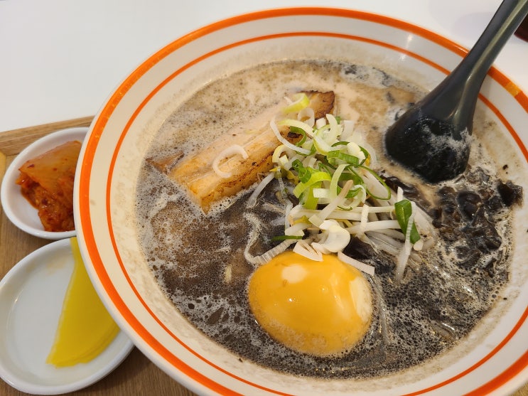  진한 국물 외대 회기역일식 회기역라멘맛집 우시라멘