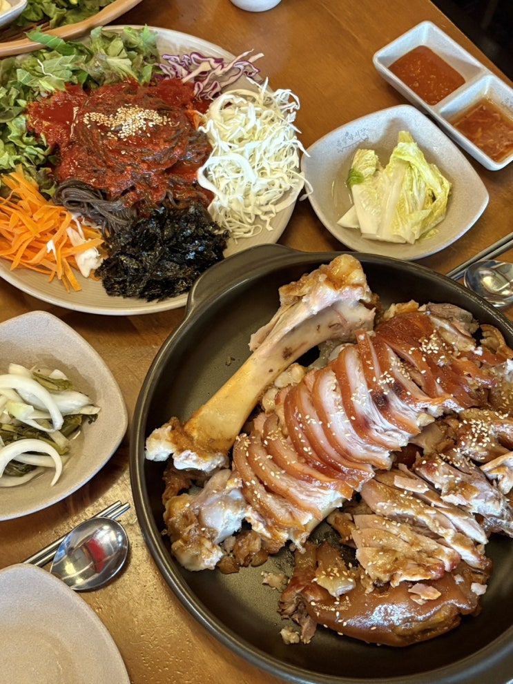  춘천 족발 맛집, 퇴계동 족발야시장&무청감자탕 회식장소추천 후기