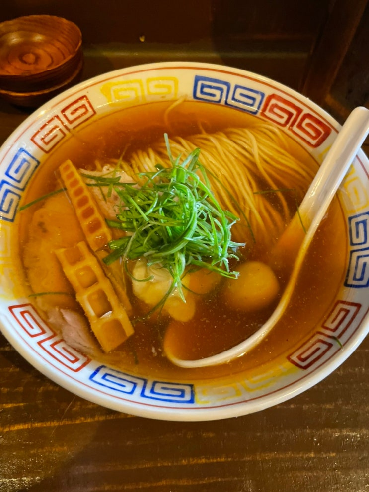  부산 광안리 라멘맛집, 녹진한 아부라소바와 담백한 쇼유라멘이 있는 웨이팅 필수인 “와루가키소아노비“