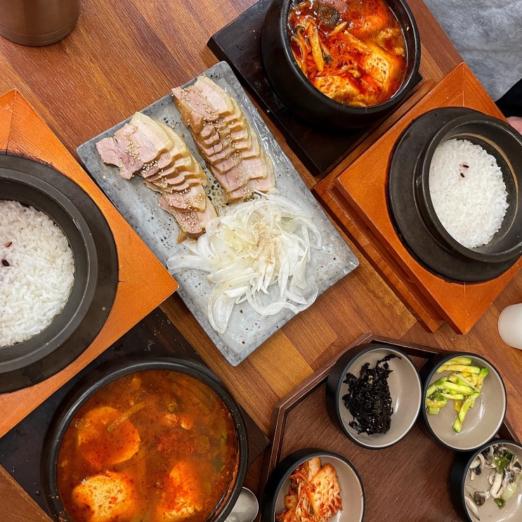  광주 상무지구 맛집 초동순두부 광주시청점 점심 추천
