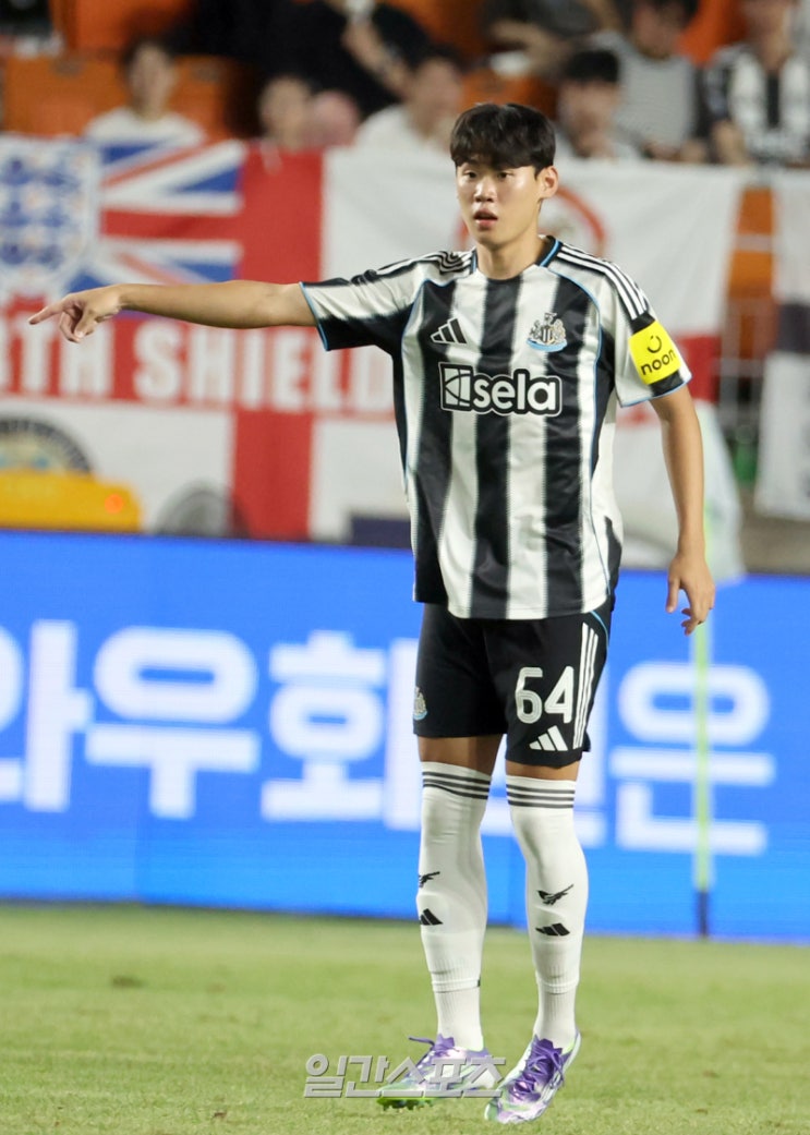 드디어 꿈의 무대에! <b>박승수</b>의 <b>뉴캐슬</b> <b>데뷔</b>전 이야기