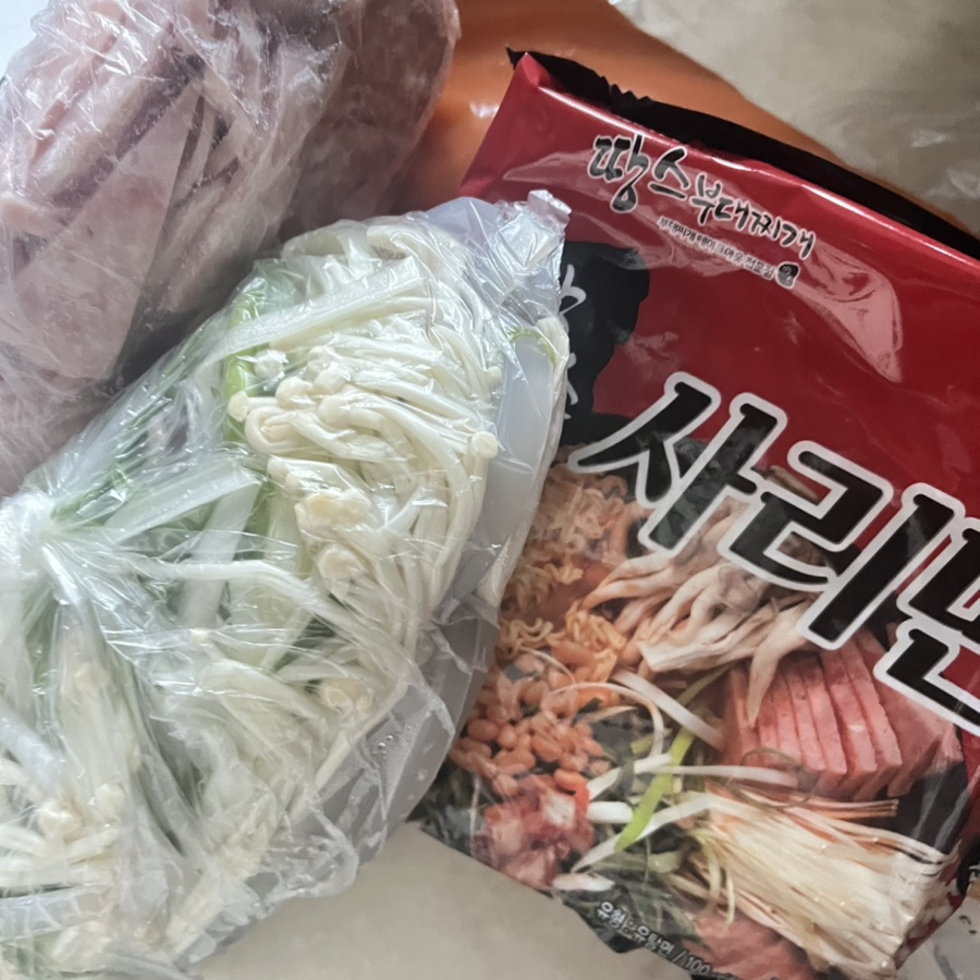 땅스부대찌개 산본시장점 사진 1
