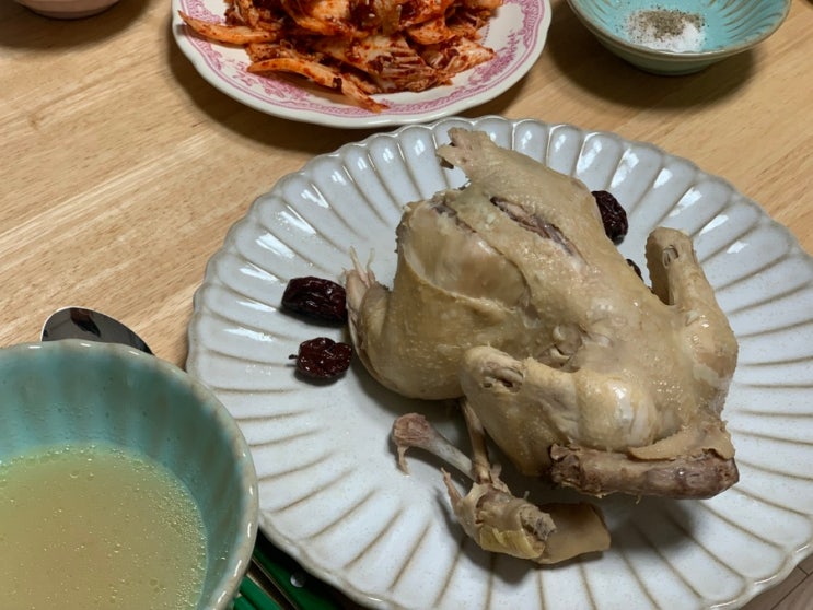  “직접 끓인 삼계탕, 이열치열 그 잡채 “하림 닭 + 한방선생 = 삼계탕 성공 조합  여름 더위, 넌 졌어”