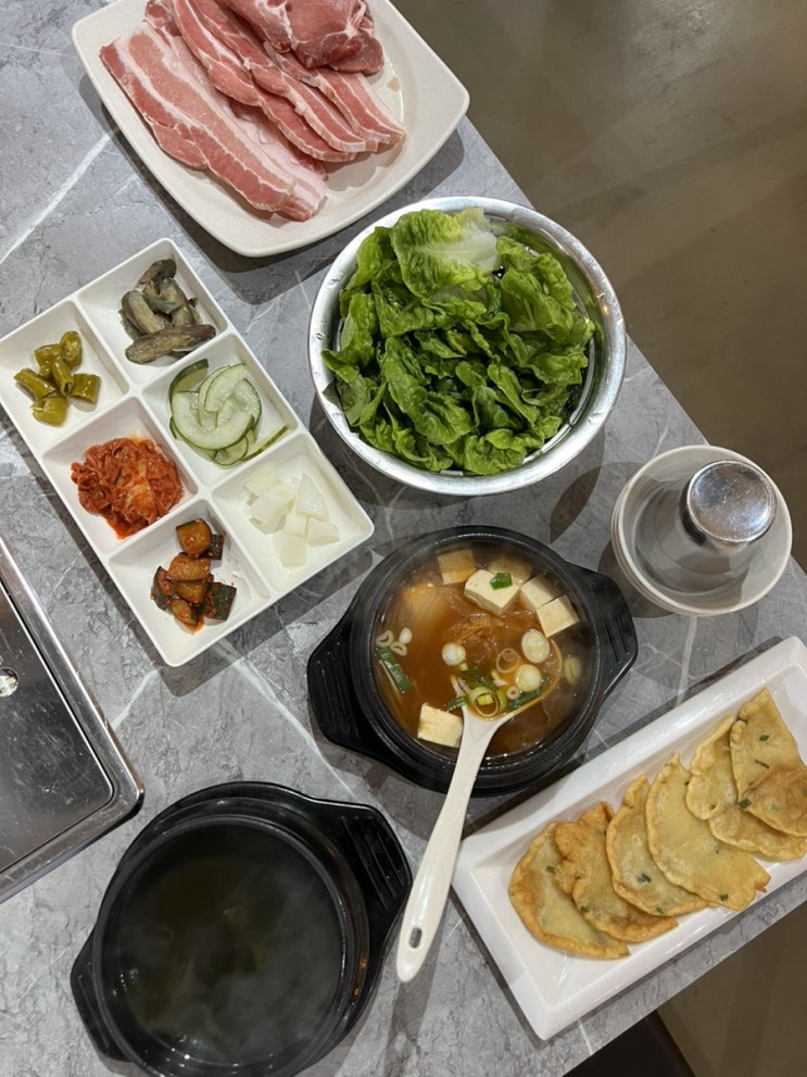  코타키나발루 한식당 고기뷔페 시크릿가든 BBQ + 한국형 편의점