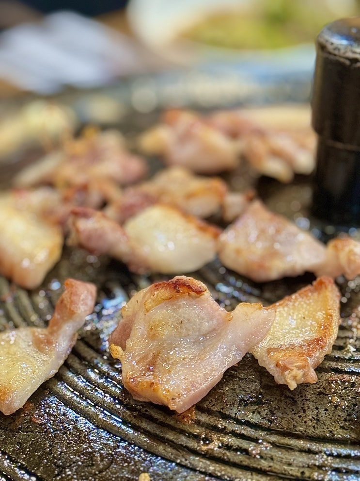  구미 사곡역 맛집 무쇠솥뚜껑삼겹살 뒷고기까지