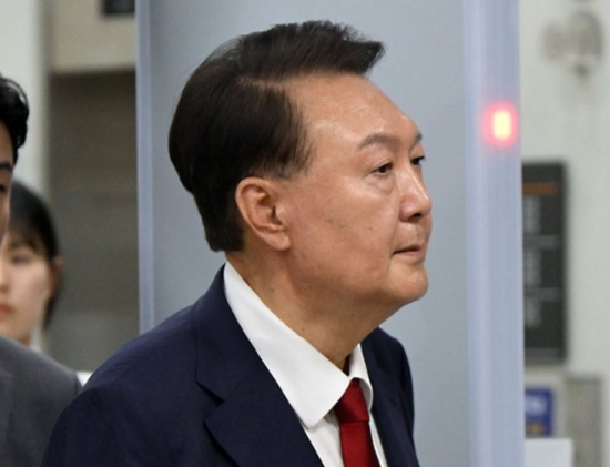 "윤석열 체포영장 청구! 김건희 <b>특검</b>·<b>내란 특검</b> 수사 본격화"