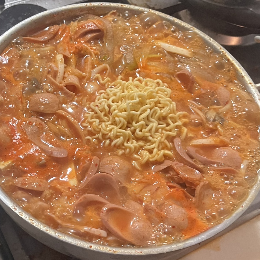 땅스부대찌개 산본시장점 사진 5