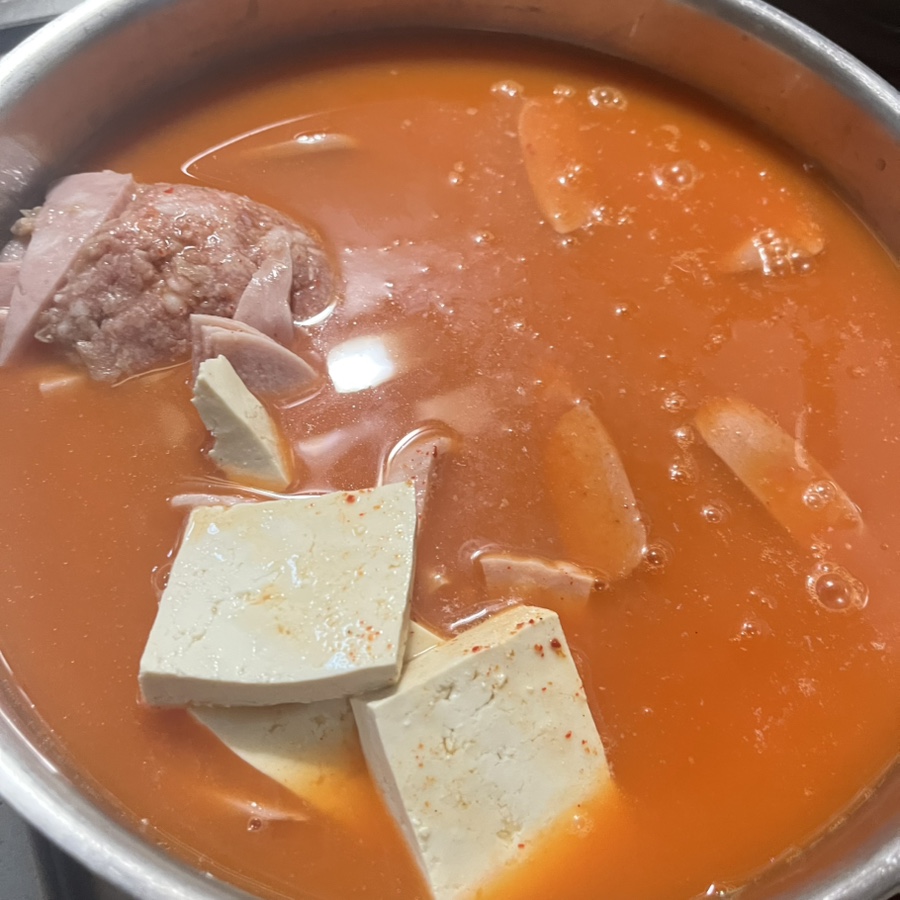 땅스부대찌개 산본시장점 사진 4