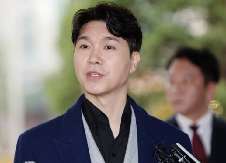 <b>박수홍</b>이 <b>협박</b>?, 식품업체와 5억대 소송 중 <b>피소</b>
