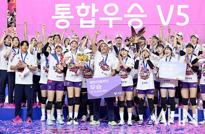 ‘흥국생명 <b>팬미팅</b>’ 광화문서 <b>김연경</b>·<b>이다현</b>·<b>레베카</b> 총출동... 