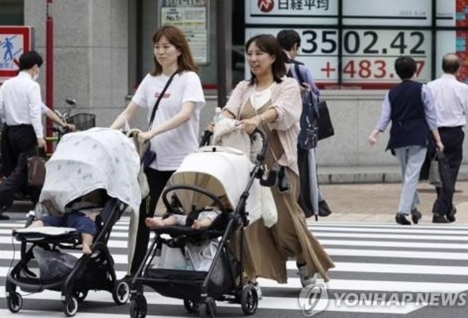 일본 남성 육아휴직 사용률 '사상 첫 40% 돌파'