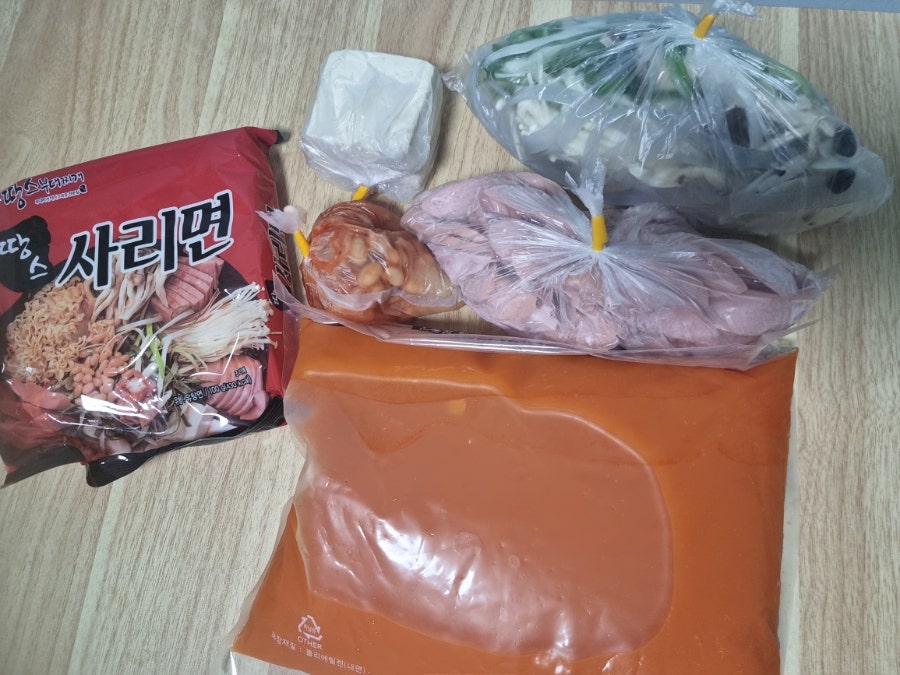 땅스부대찌개 광명철산점 사진 3