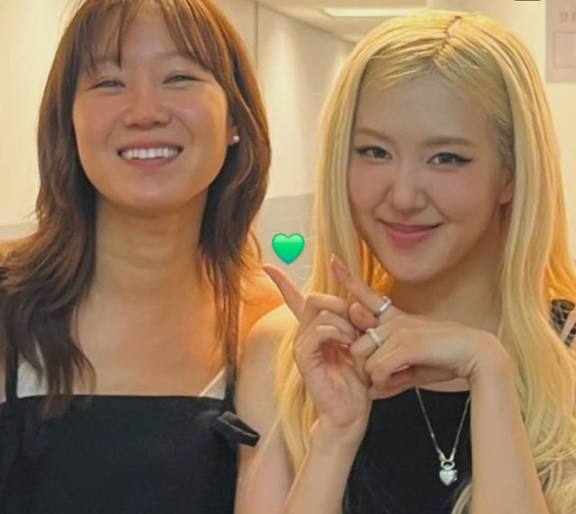 공효진, 블랙핑크 로제와 다정…뉴욕댁 콘서트 인증 [DA]