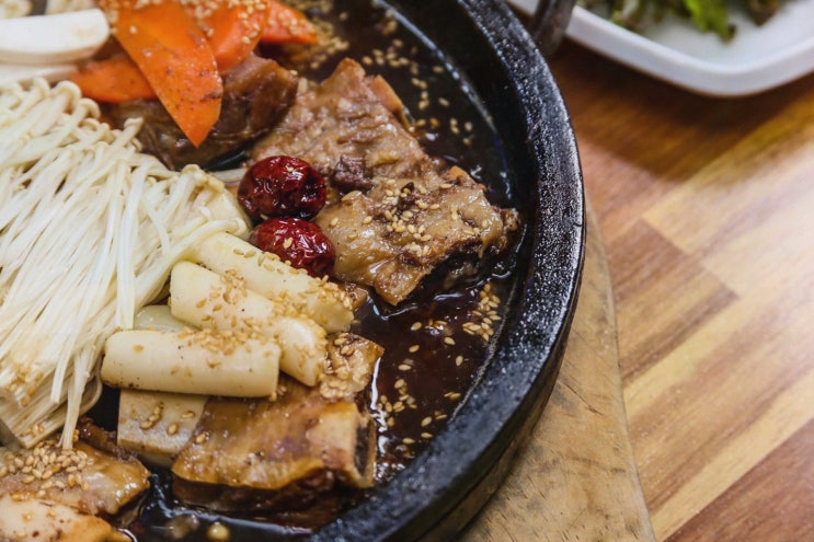  [맛집리뷰] 황장군 포항점, 진정한 포항갈비찜의 매력을 느껴보세요.