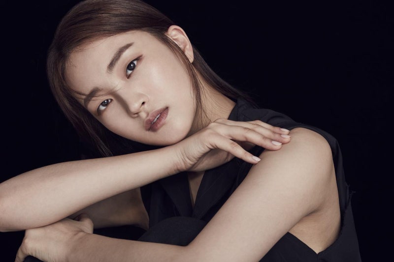 “새 이름으로 돌아온 순간”…지수연, ‘에스콰이어’서 맞이할 변화 예감