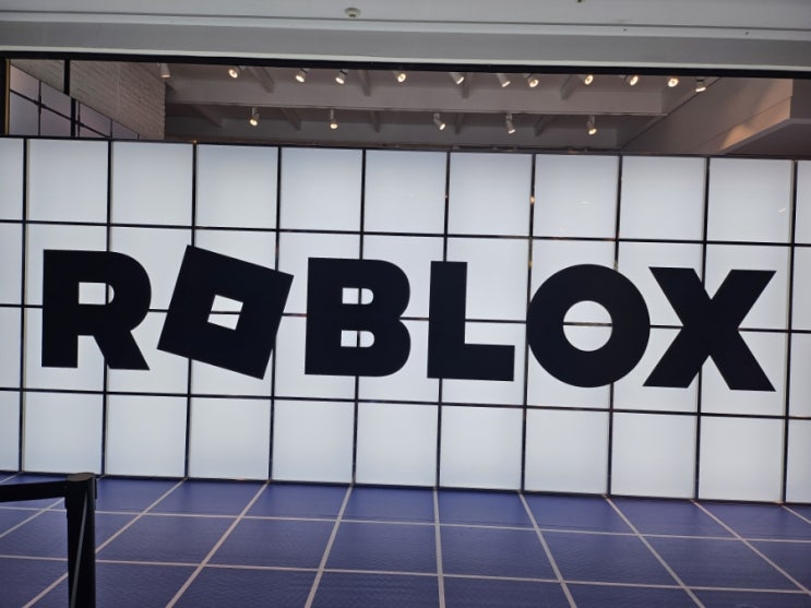  로블록스 팝업스토어 | 위치 굿즈 웨이팅 꿀팁