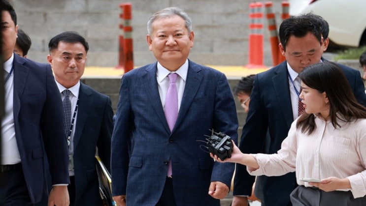 <b>이상민</b> 前장관 <b>구속</b>…내란 <b>특검</b>, ‘비상계엄 관여’ 국무위원... 