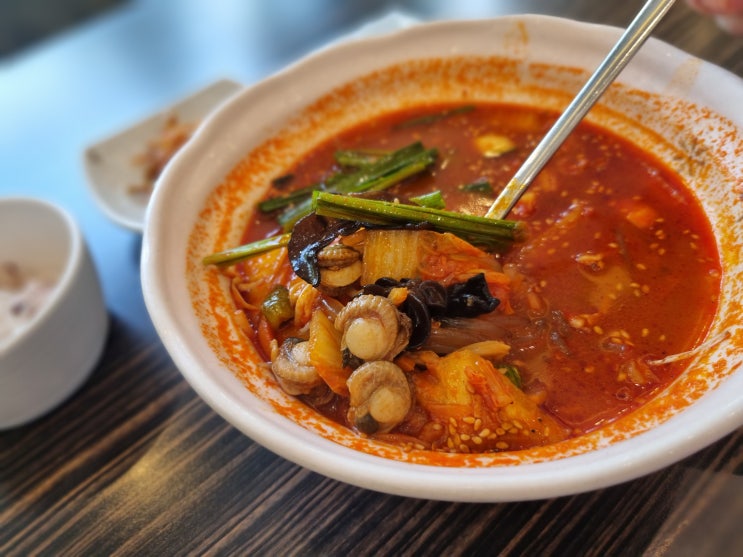  [부천맛집] 가리비가 가득한 지존짬뽕과 달콤한 사천탕수육이 맛있는 부천시청역 중식당 짬뽕지존 후기