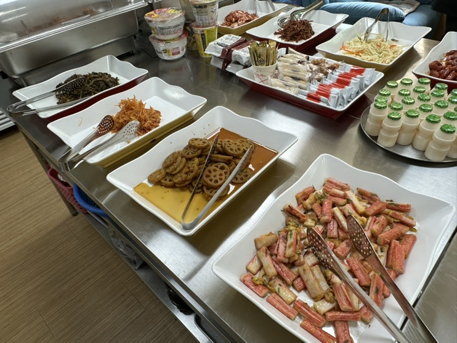 민선한식뷔페&냉삼겹살 사진 5