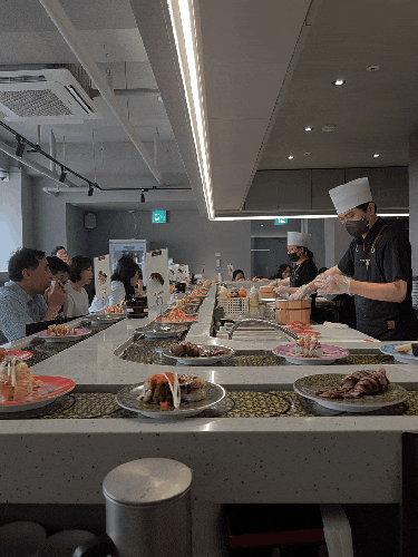  용리단길 맛집 | 파이팅 넘치는 이아초밥 용산점 | 님 회최몇? (회전초밥 최대 몇 접시 가능